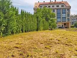 Varios solares anunciados en Negreira