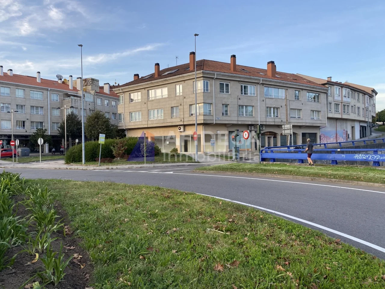 Local comercial en esquina, 103 m², Conxo