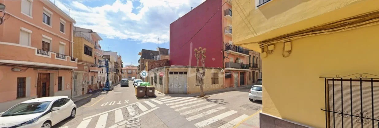 Four-bedroom duplex in Albalat dels Sorells