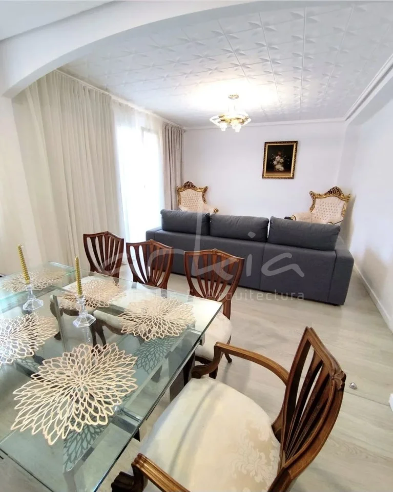 Four-bedroom exterior flat in Valencia