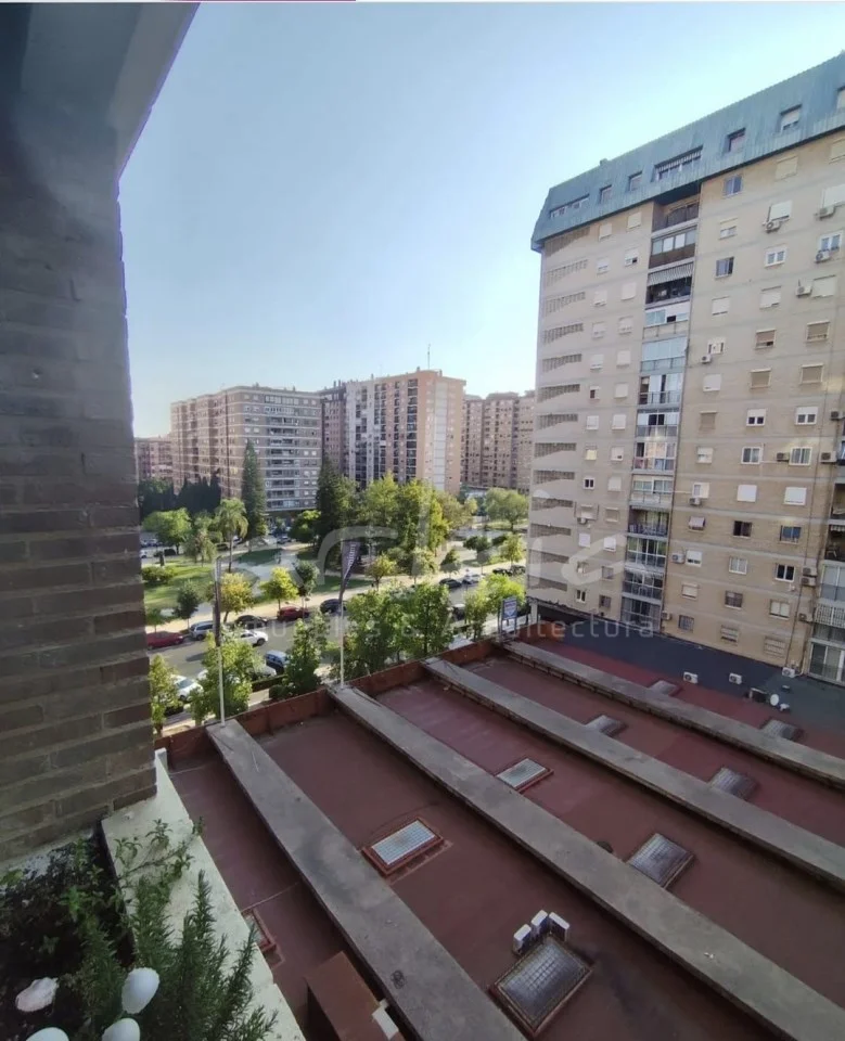Piso exterior en sexta planta, 2 dormitorios
