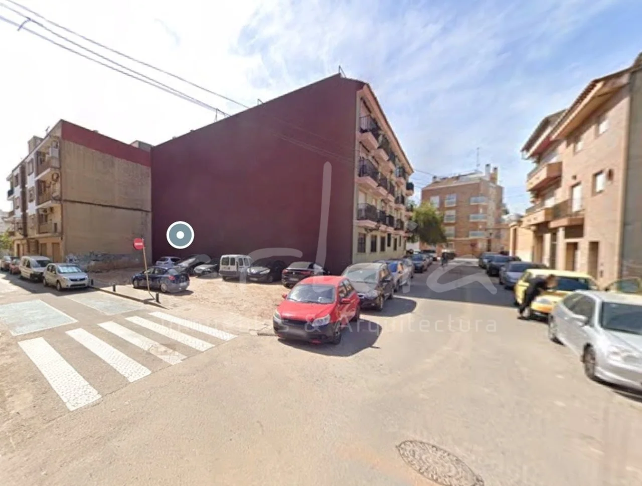 Urban plot near Valencia metro