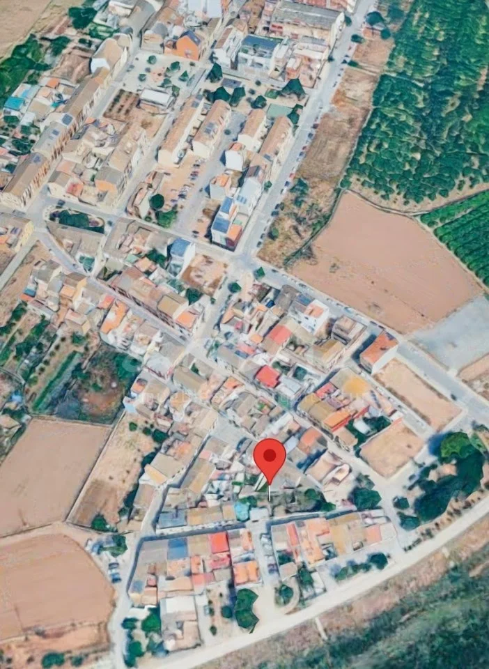 220 m² urban plot in Bonrepòs