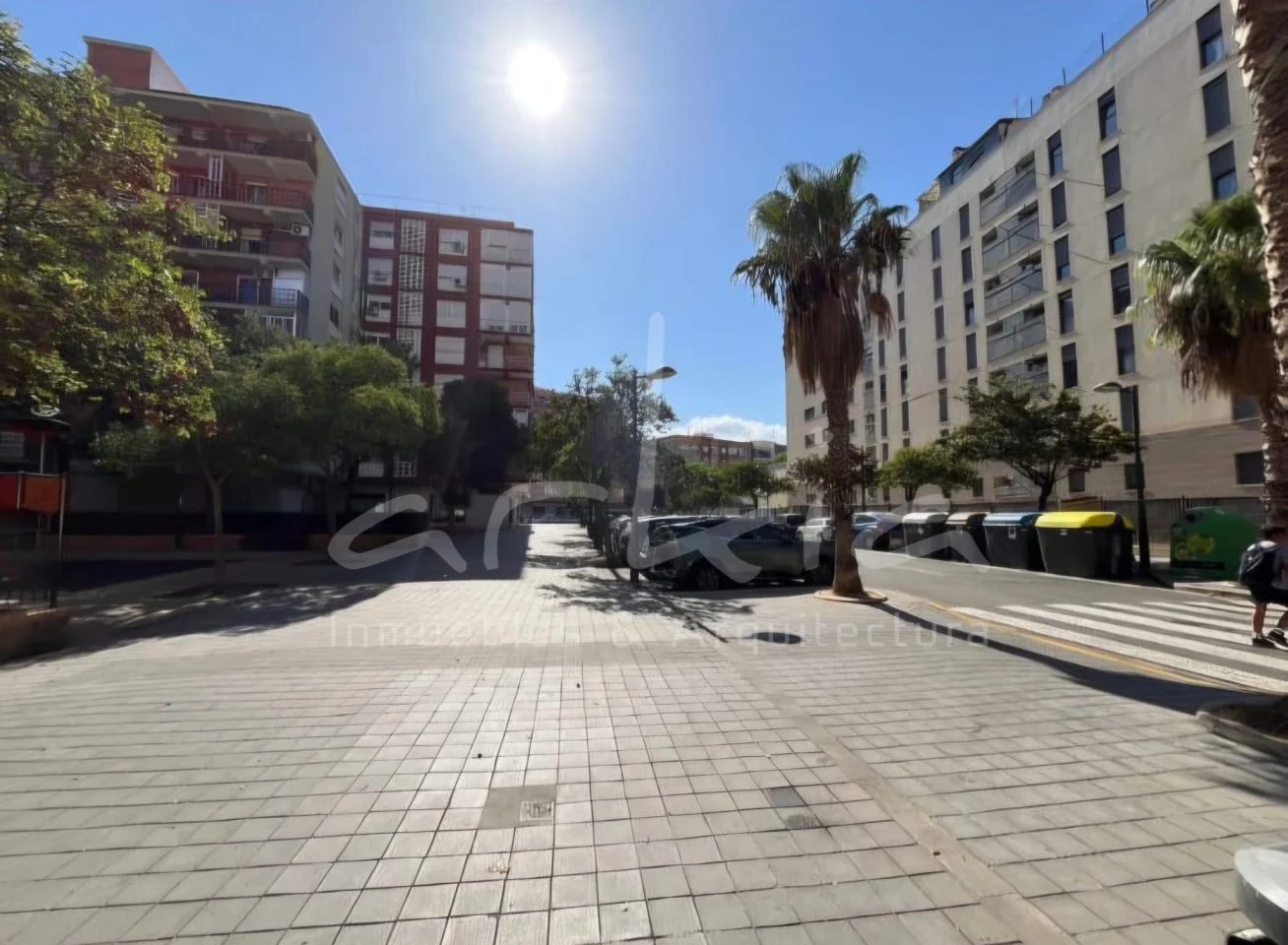 Benicalap commercial unit, 88 m²