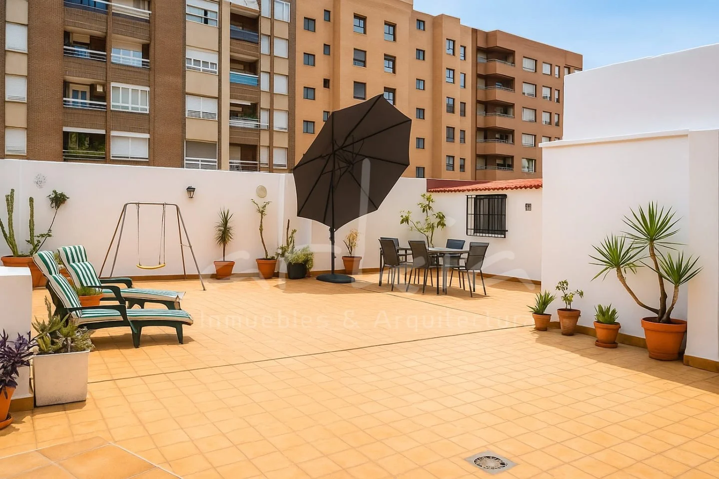 Bright Malilla flat with 138 m²