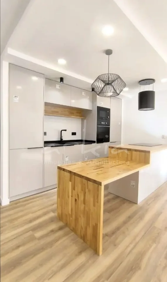 Reformed exterior flat in Favara