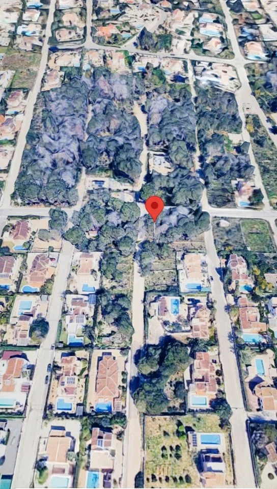 Urban plot in Pinomar, 700 m²