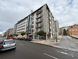 Raw 240 m² commercial unit