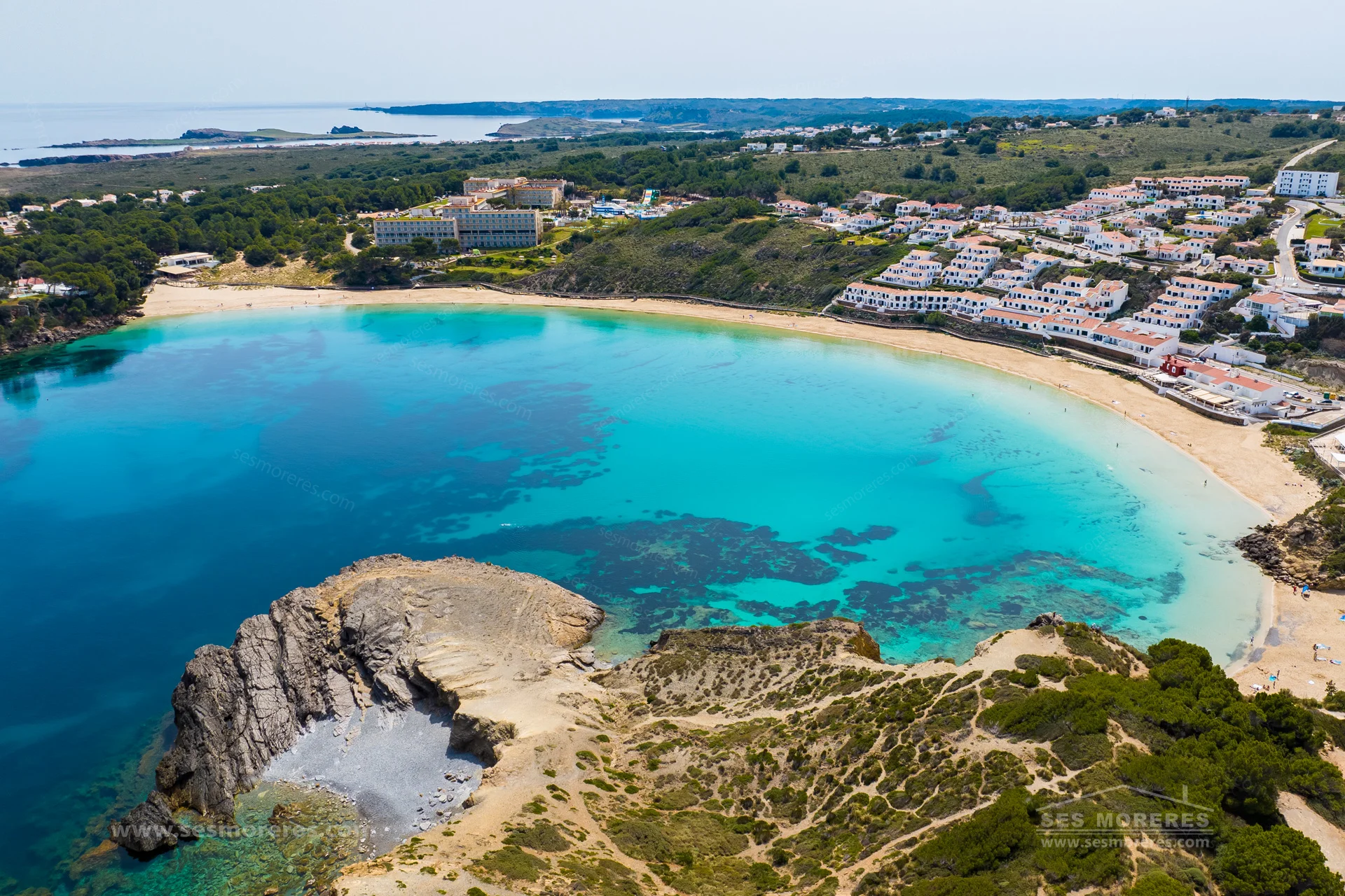 Coastal buildable plot, 2,299 m²