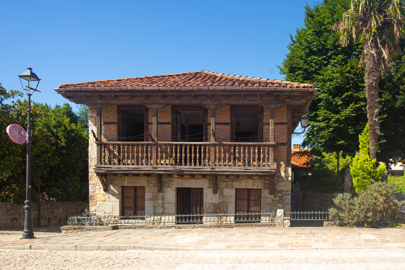 Reformable house in Santillana, 4 bedrooms