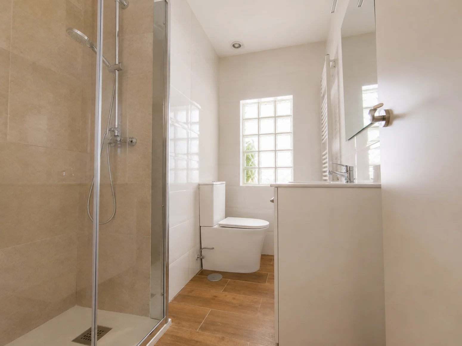 Renovated three-bedroom flat in Nueva Ciudad