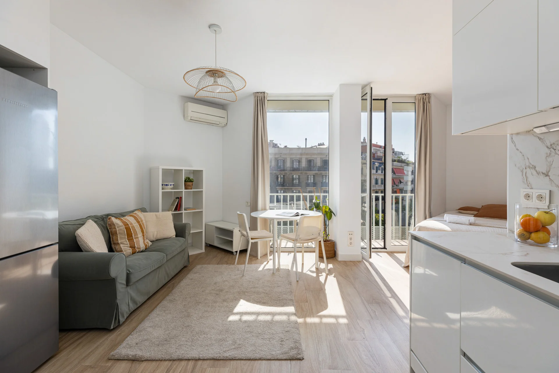 Piso amueblado y luminoso en Eixample, 34 m²