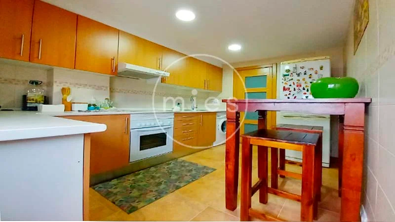 Piso reformado de dos habitaciones en Picanya