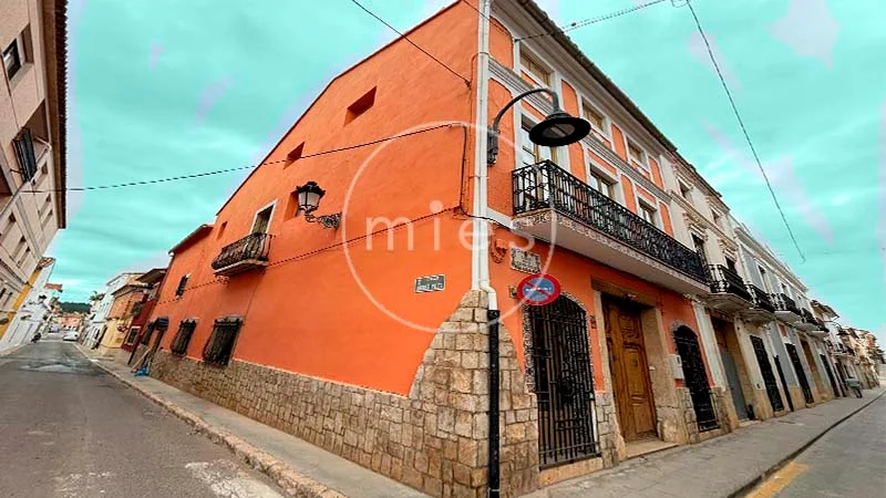 Historic Turís house, 408 m²