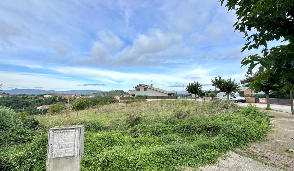 Terreno de 364 m² en Roda de Ter