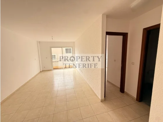 Two-bedroom apartment in La Camella