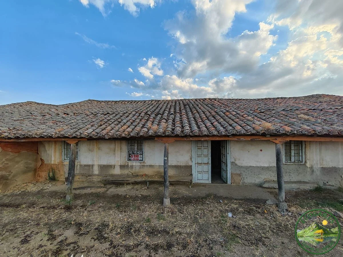 Historic Astorga townhouse with land