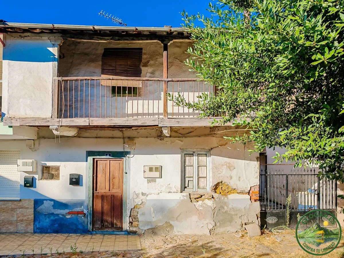 Renovation townhouse in Camponaraya, 140 m²