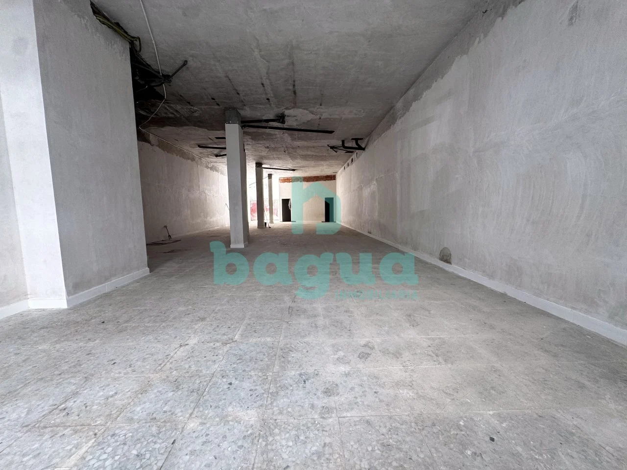 Flexible 228 m² commercial unit