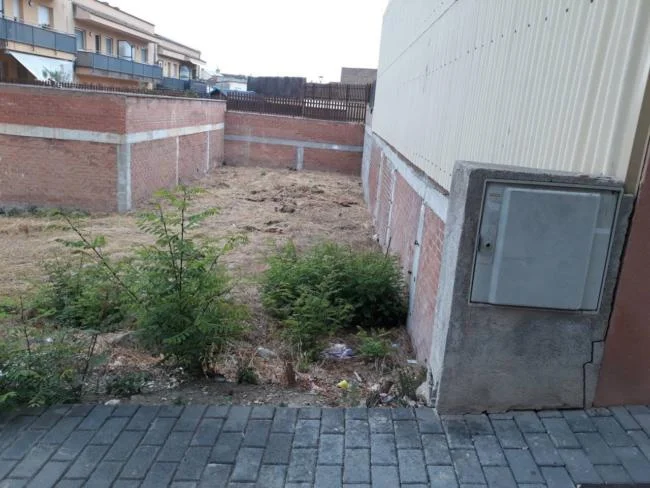 Solar edificable en Òdena de 231 m²