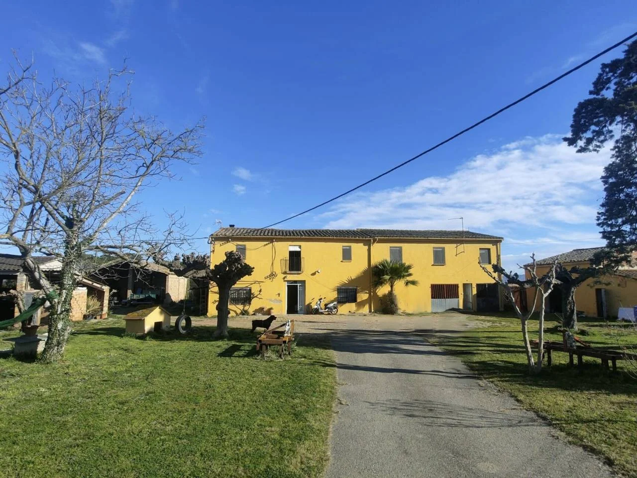Masia para reformar cerca de Girona, 7 habitaciones