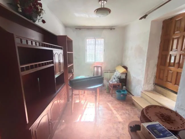 Large renovation house in Guadix