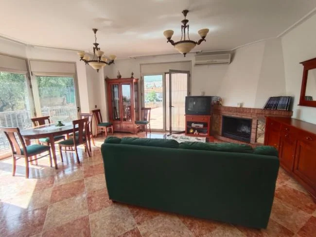 Large Lanteira house with four bedrooms