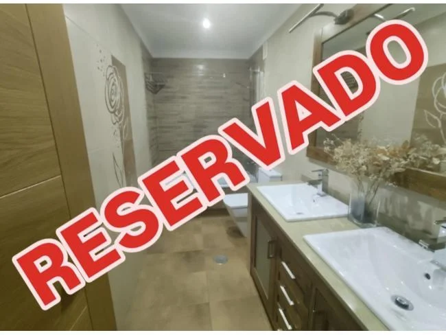 Good-condition flat with three bedrooms