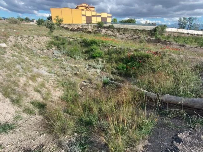 Flat 6,412 m² plot near Guadix