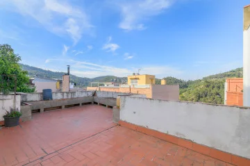Six-bedroom house with open views
