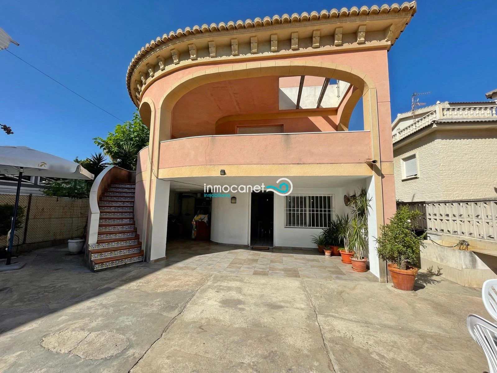244 m² three-storey Oliva chalet