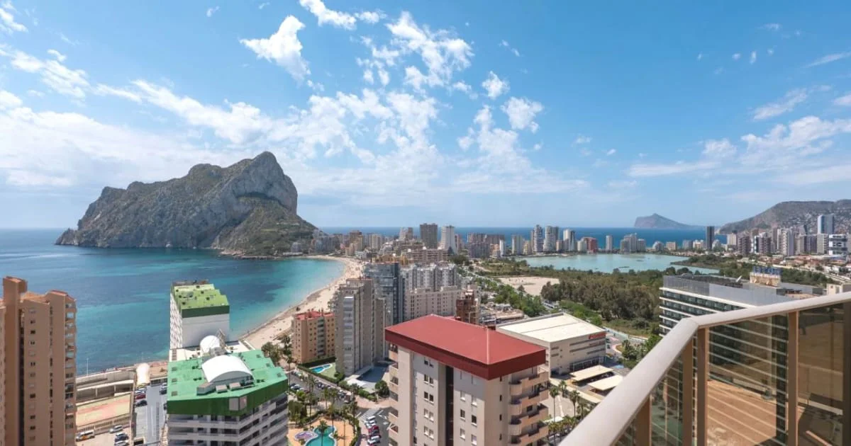 Top-floor Calpe penthouse, 3 bedrooms