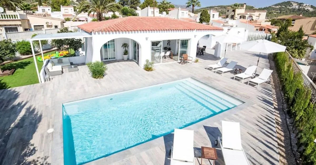 Single-storey Calpe villa with private pool