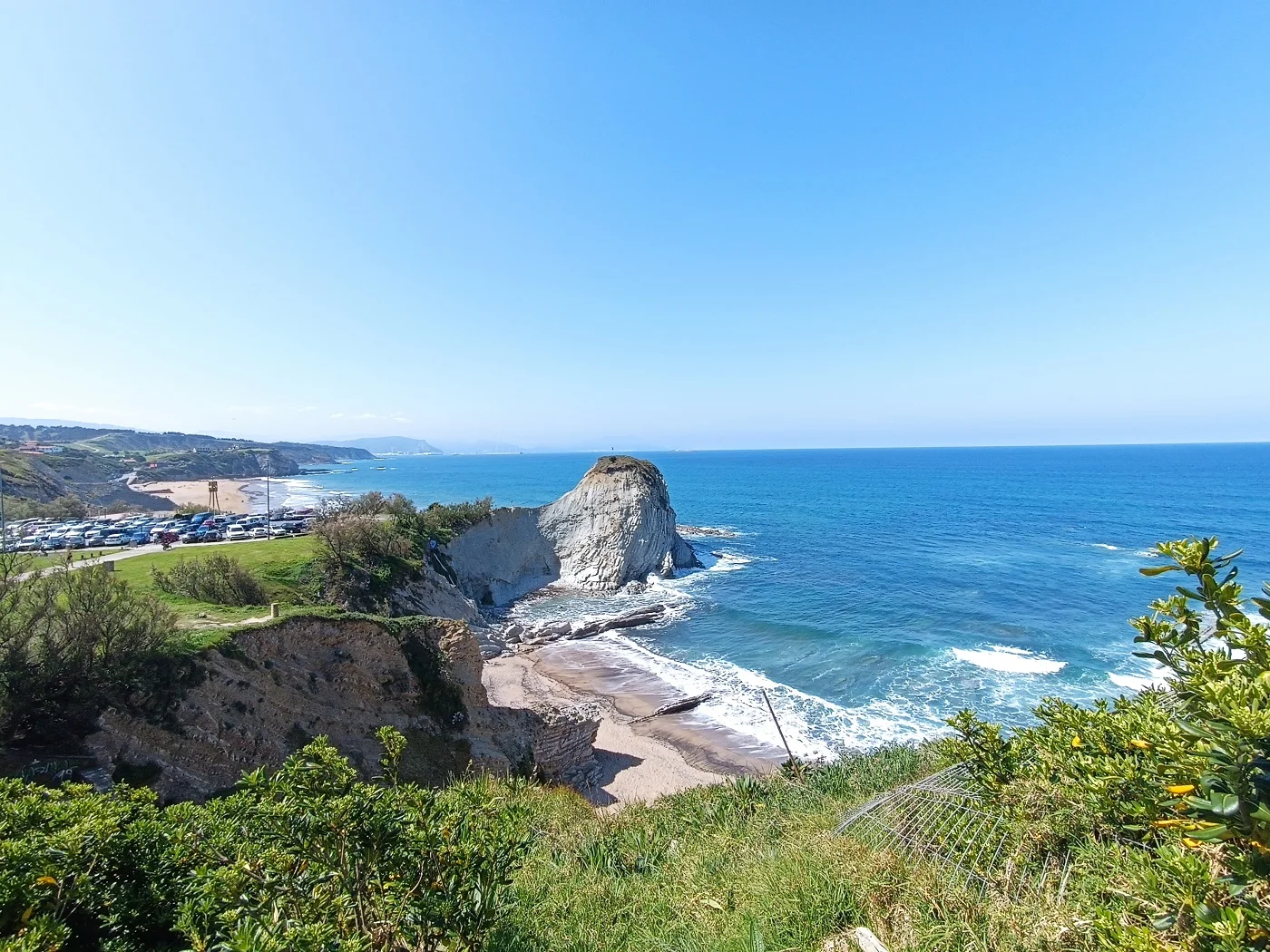 Piso con vistas al mar en urbanización privada