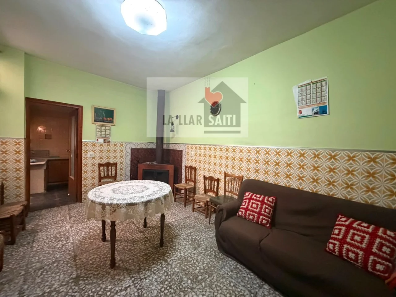 Three-storey village house, six bedrooms