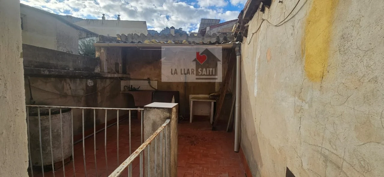 Renovation house near Xàtiva centre