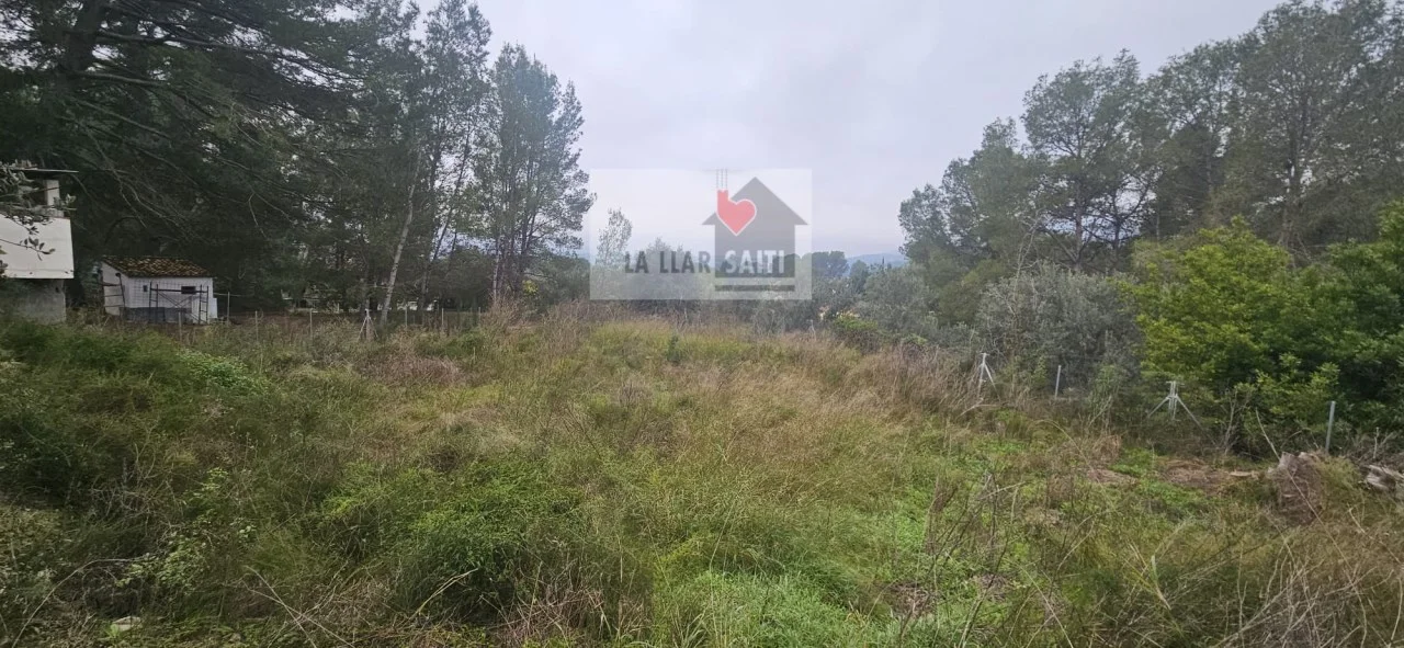 Urbanizable plot near Xàtiva, 2935 m²