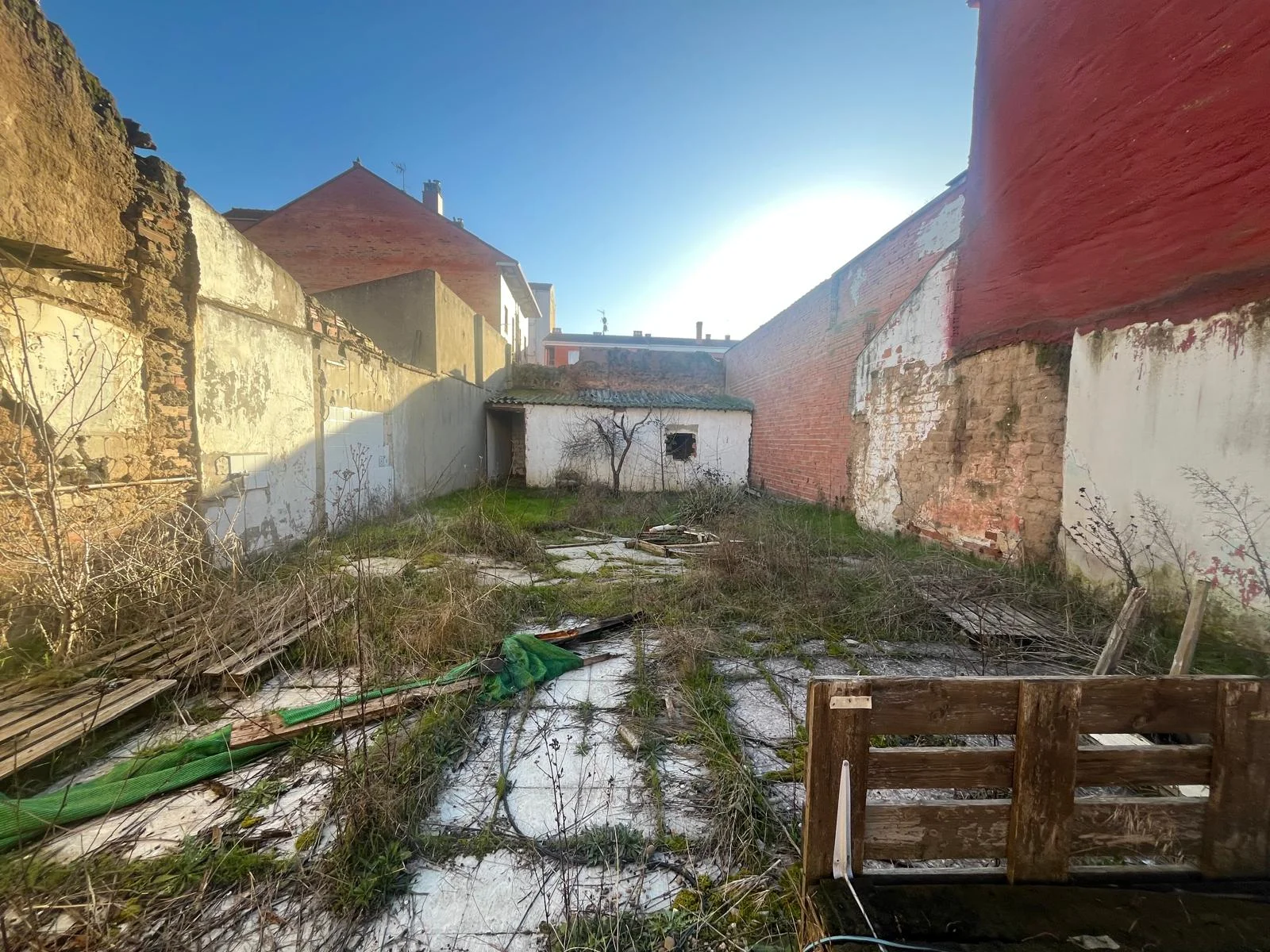 Urban plot in Tudela, 151 m²