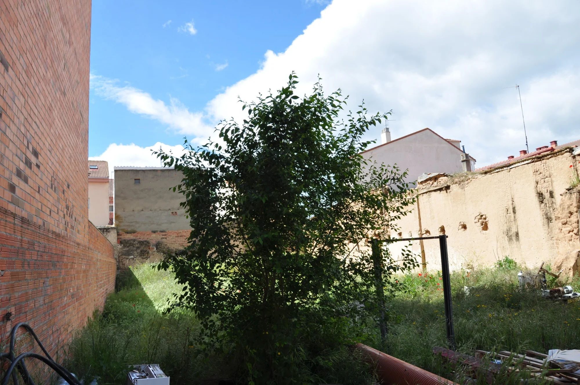 Urban Tudela plot with development potential
