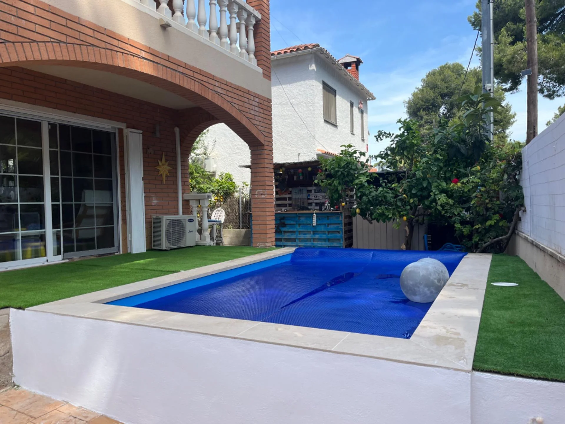 Casa independiente en Rocamar, seis dormitorios