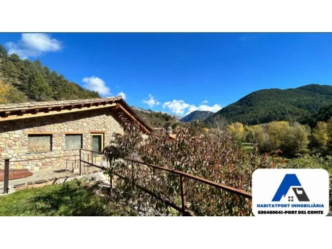 Restaurant property with six-bedroom dwelling