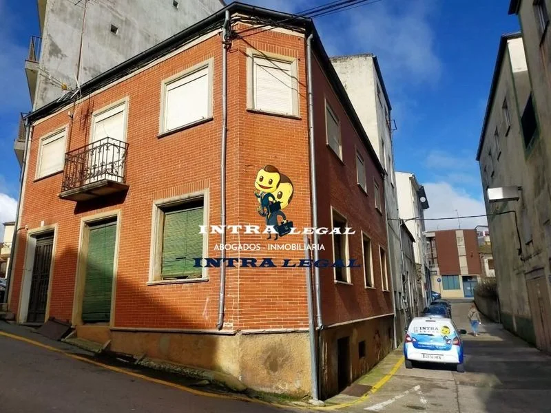 Edificio para reformar en Guijuelo, 3 dormitorios