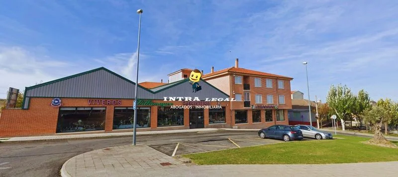 Parcela urbanizada de 1.850 m² en Villamayor