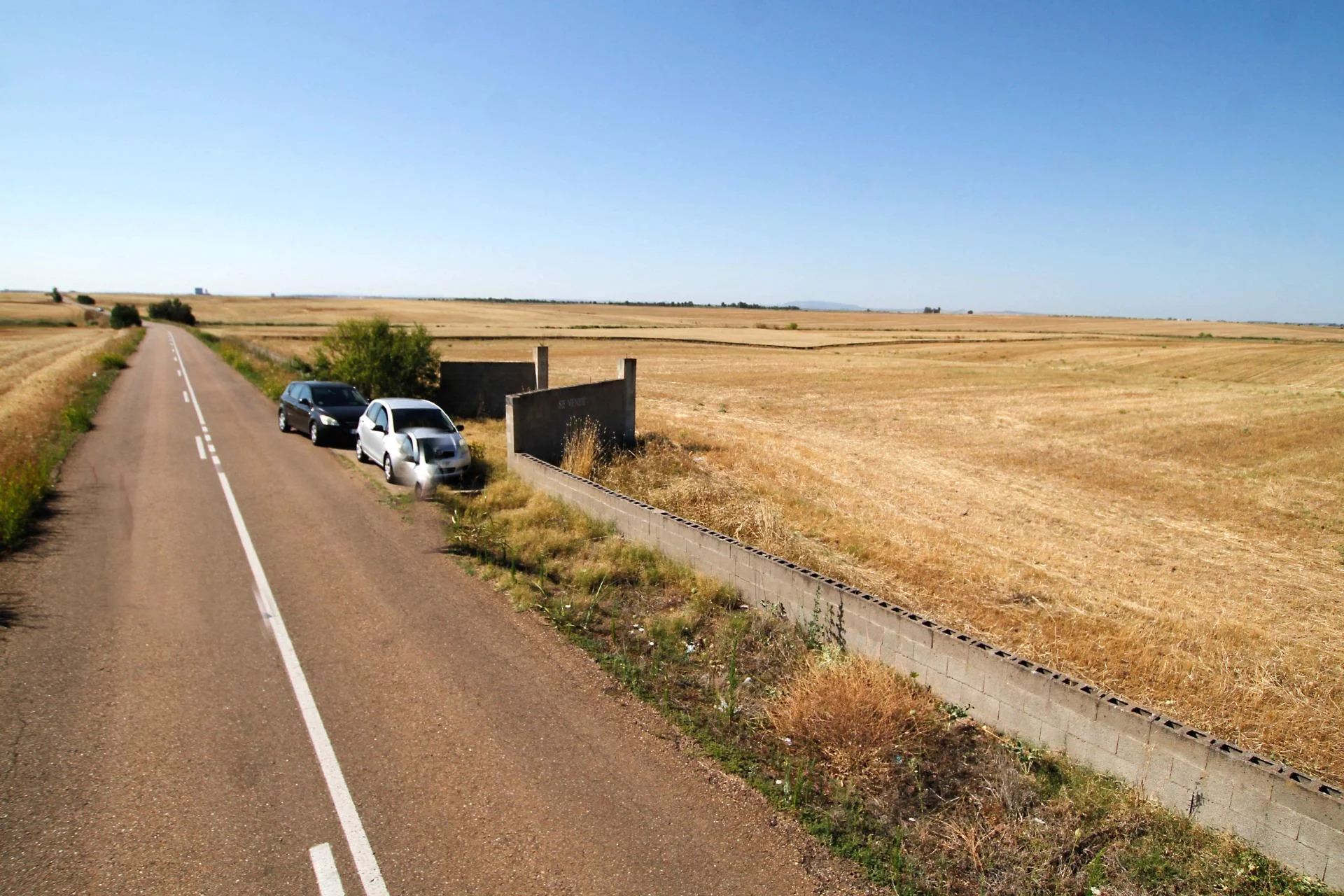 Large Badajoz plot with development potential