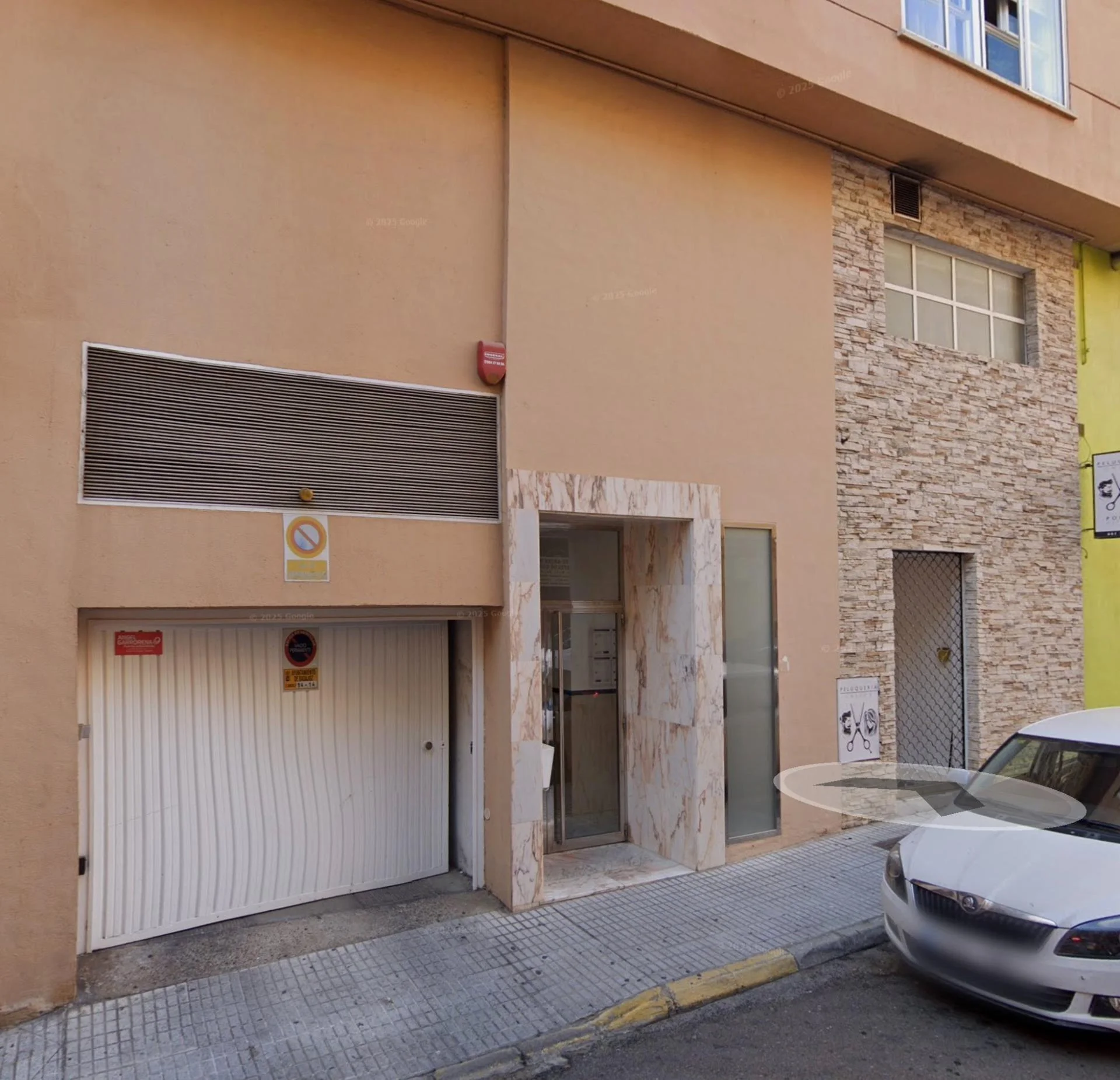 Compact storage unit in Pardaleras