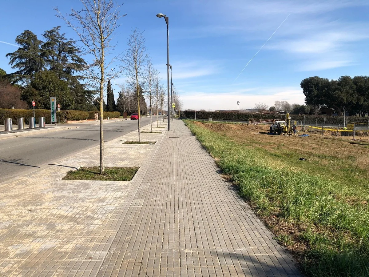 Parcela urbanizable con proyecto aprobado