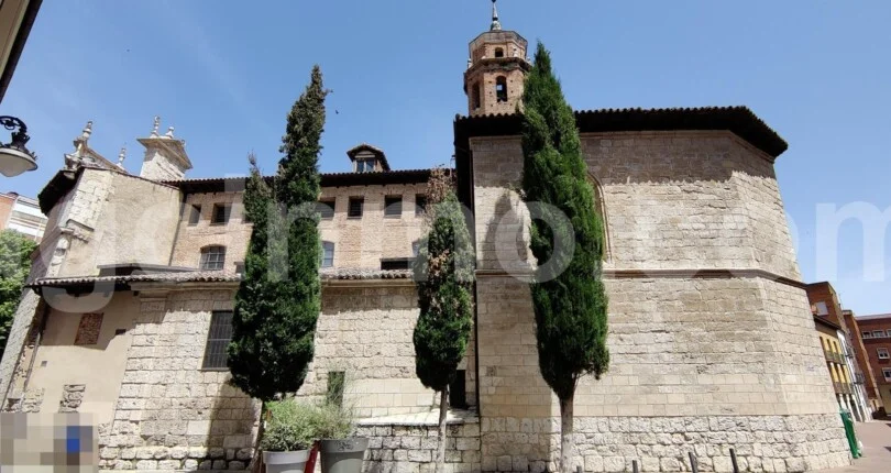 Central Valladolid five-bedroom fixer-upper