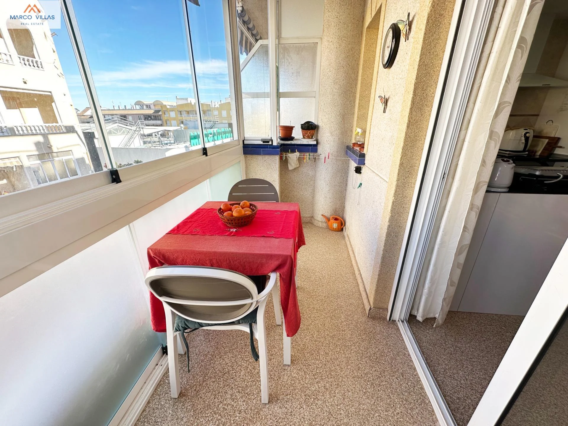 Reformed Guardamar flat, 86 m², parking