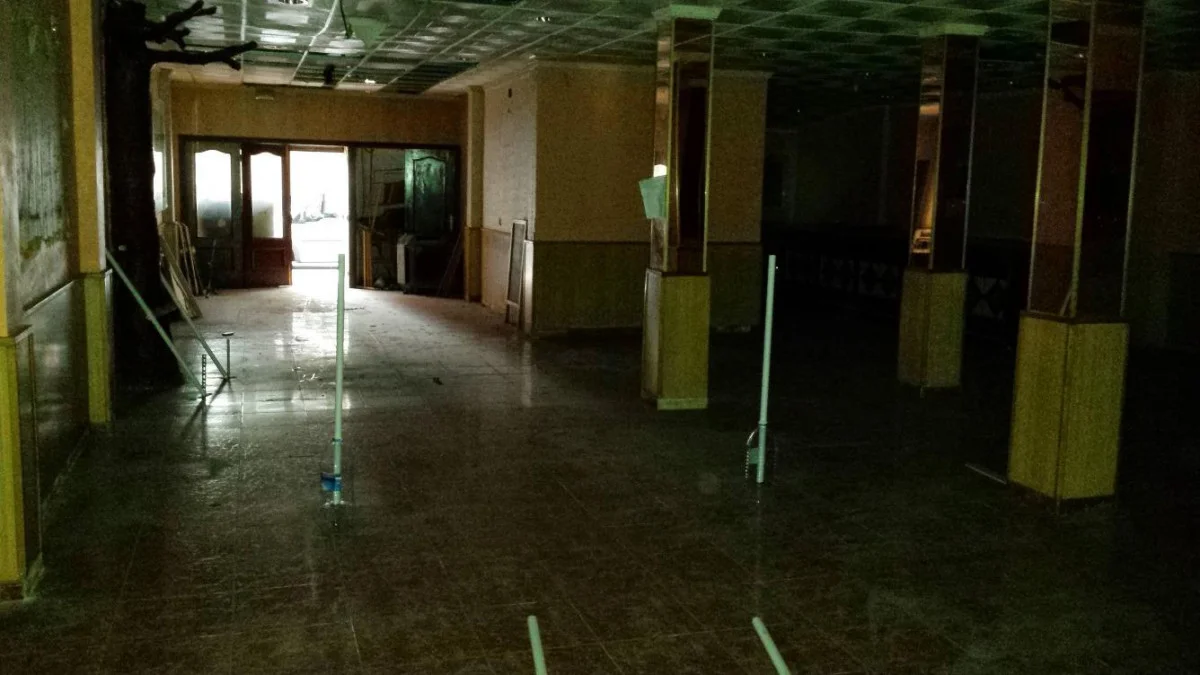 Reformed commercial unit in Manises