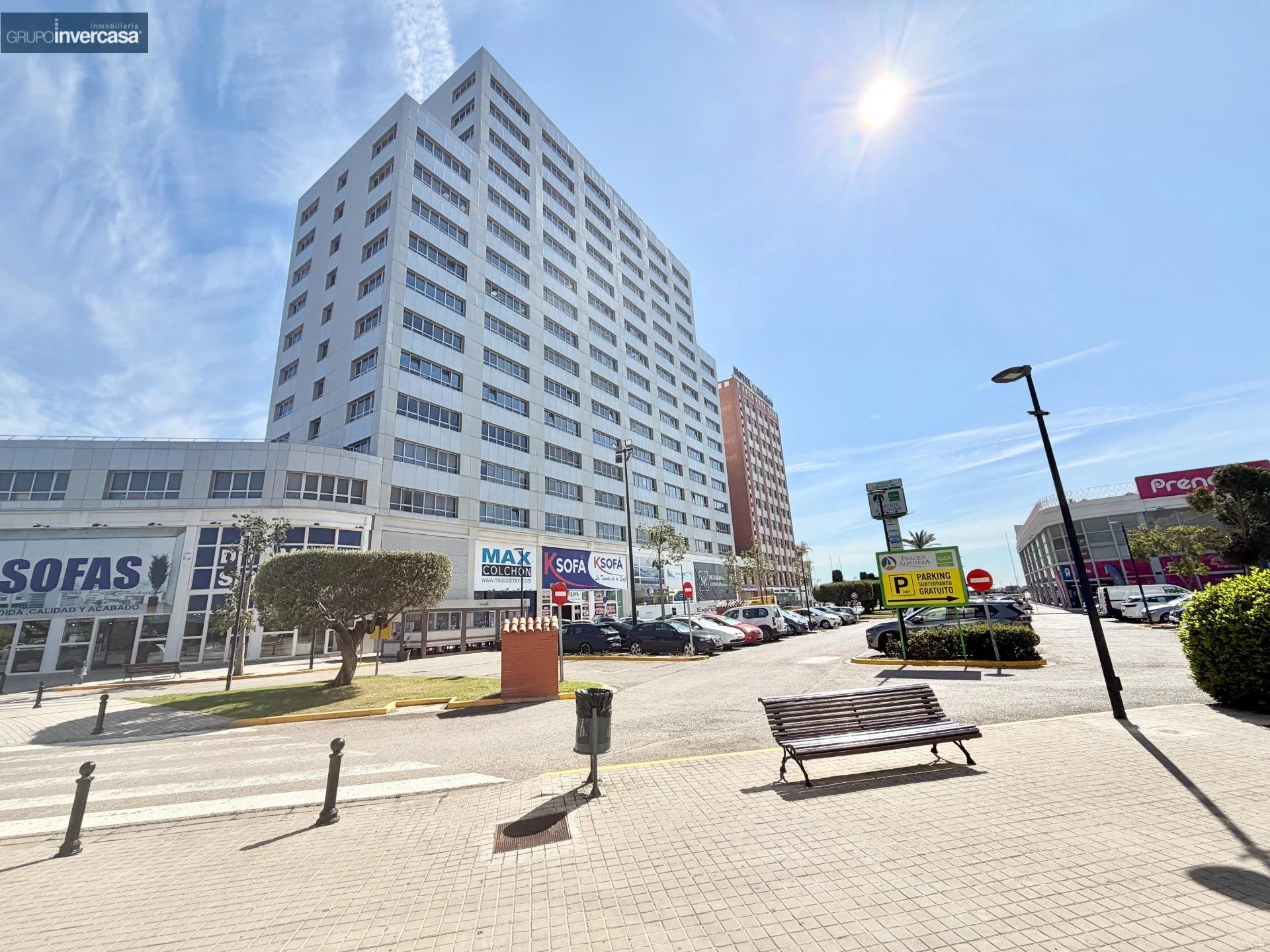 Bright Alfafar office, 166 m²